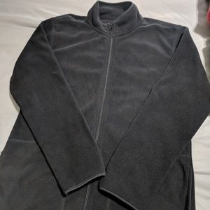 Black Old Navy fleece jacket